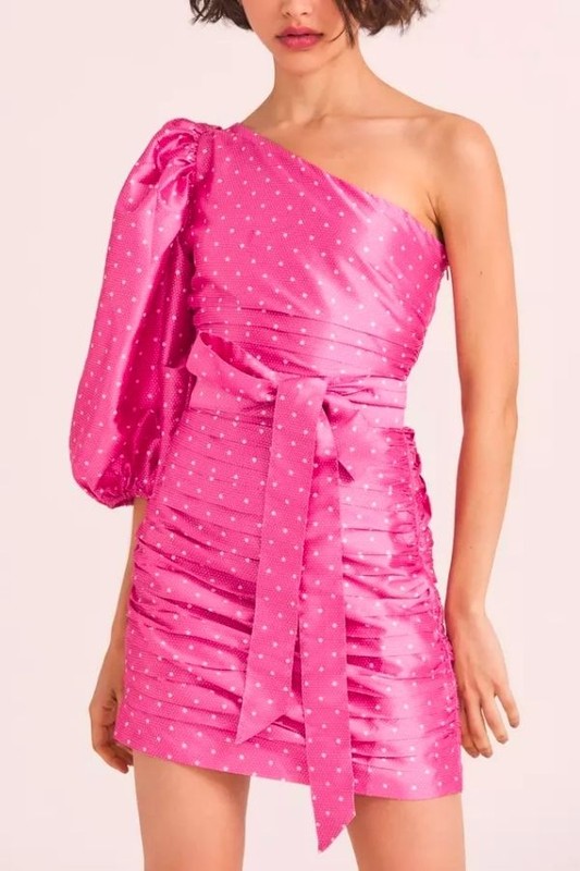 Różowa asymetryczna sukienka mini