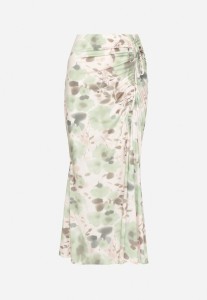 Zielona Spódnica w Kwiaty z Marszczeniem i Rozcięciem na Nogę Atessira