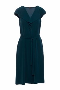 Elegancka sukienka rozkloszowana z krótkim rękawem zielona