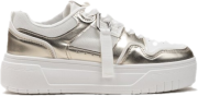 Biało-Złote Sneakersy na Niskiej Platformie z Zawieszką i Ozdobnymi Sznurówkami Salam
