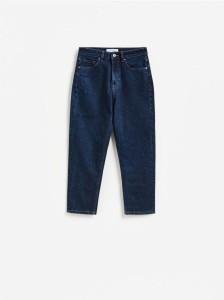 Jeansy mom fit z krótszą nogawką - granatowy